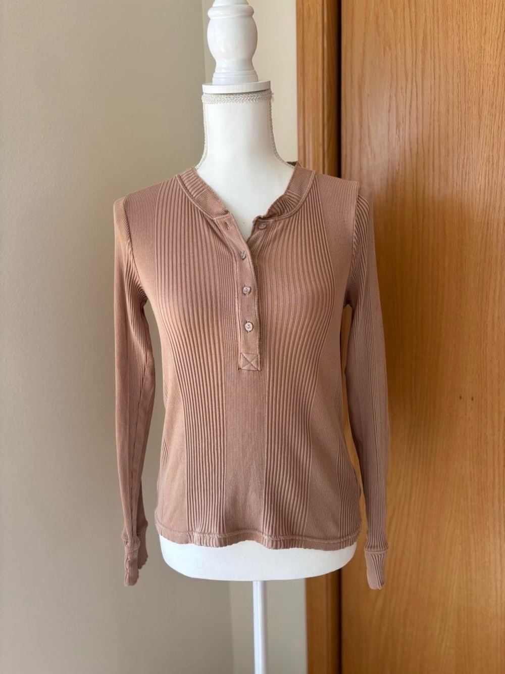 aerie Ribbed Henley Long Sleeve Top in Brown